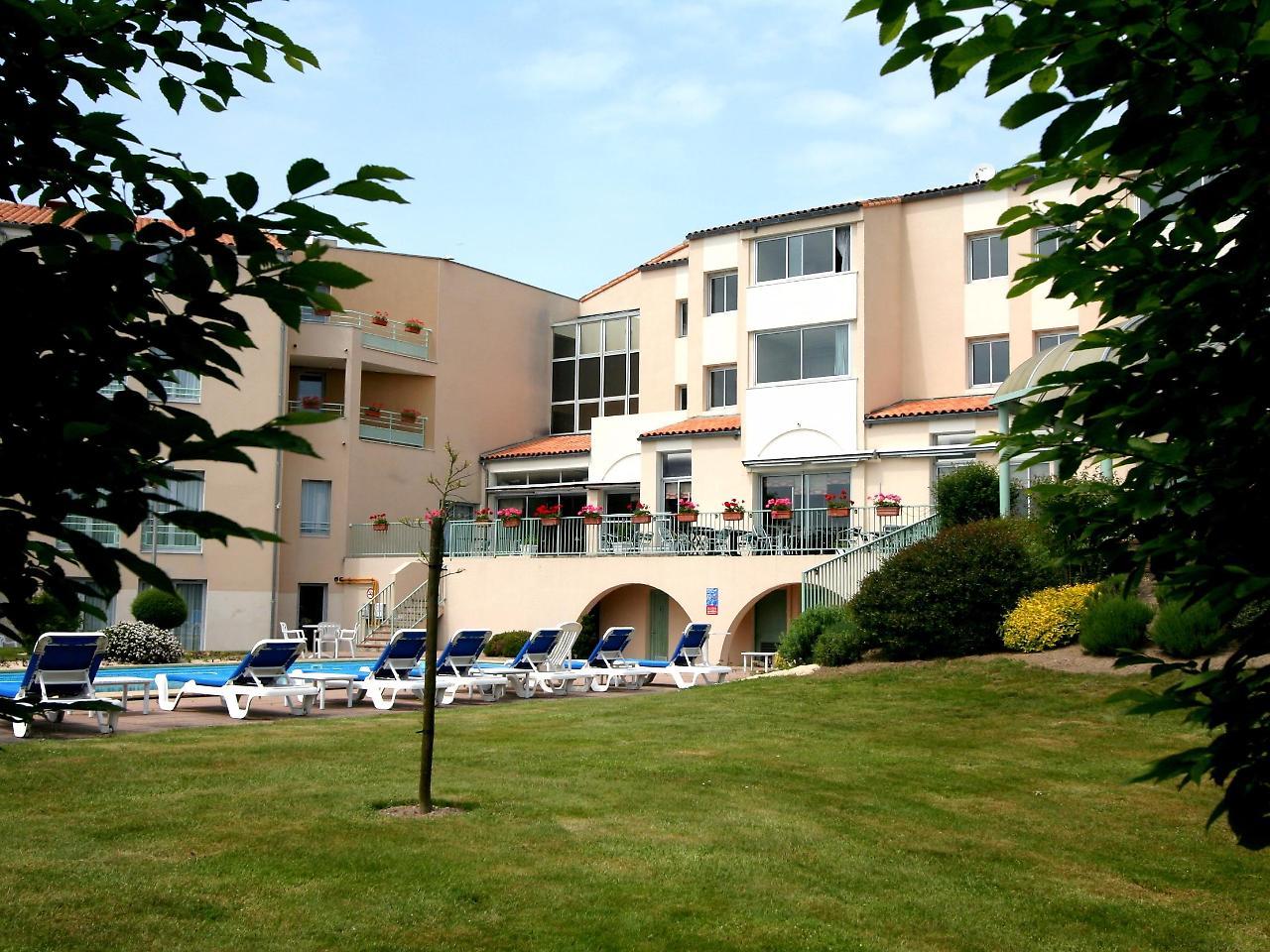 Logis Hotel Restaurant Aloe ليزيربييه المظهر الخارجي الصورة
