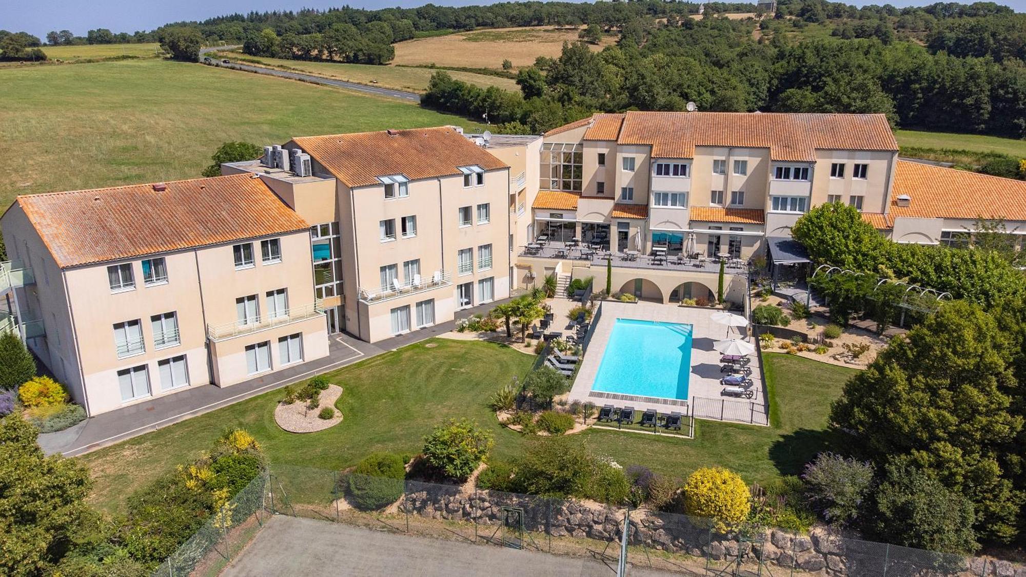 Logis Hotel Restaurant Aloe ليزيربييه المظهر الخارجي الصورة